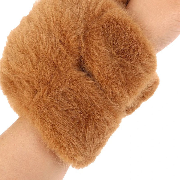 Planet Gates Bracelet Wrist Lying Down Doll Capybara Doll Snap Ring Cute Plush Toy Ugly Cute Doll