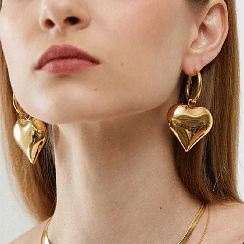 Planet Gates C 2023 Chic Heart Huggie Hoop Earrings Asymmetric Big Earrings For Women New Gold Color Fashion Jewelry Girl Gift