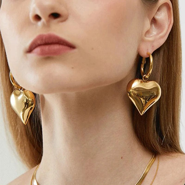 Planet Gates C 2023 Chic Heart Huggie Hoop Earrings Asymmetric Big Earrings For Women New Gold Color Fashion Jewelry Girl Gift