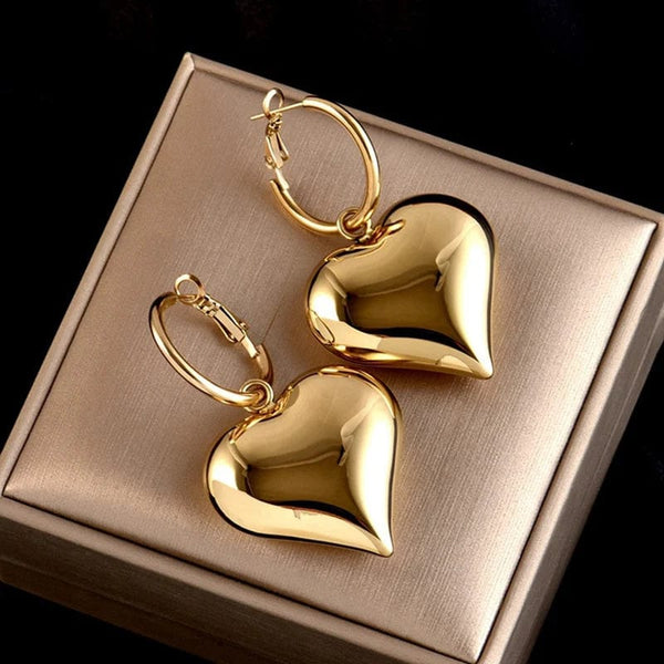 Planet Gates C 2023 Chic Heart Huggie Hoop Earrings Asymmetric Big Earrings For Women New Gold Color Fashion Jewelry Girl Gift