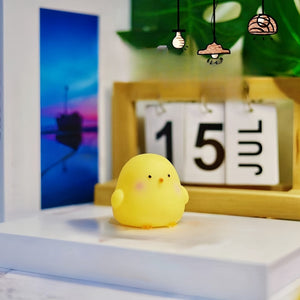 Planet Gates Chicken Night Light, Desktop Decorative Lamp, Birthday And Christmas Gift For Friends, Battery Powered (No Plug), Easter Gift