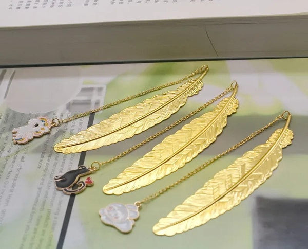 Planet Gates Cute Metal Feather Bookmark  Kawaill Novelty Book Reading Item Creative Gift for Kids Children Stationery Teacher Supplies