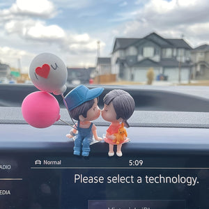 Planet Gates Cute Ornaments Couple Action Figurines Balloons Ornaments For Car Dashboard Decoration