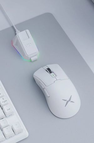 Planet Gates Delux M900PRO Wireless Gaming Mouse Ergonomic 8K Polling Rate PAW3395 63g Magnetic RGB Charging Dock for Right Big Hand PC Gamer