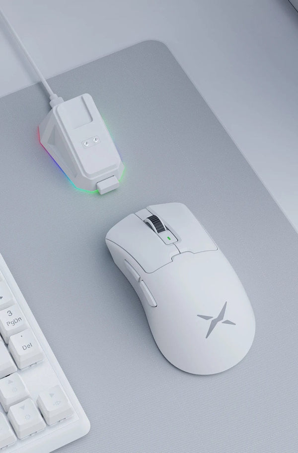 Planet Gates Delux M900PRO Wireless Gaming Mouse Ergonomic 8K Polling Rate PAW3395 63g Magnetic RGB Charging Dock for Right Big Hand PC Gamer