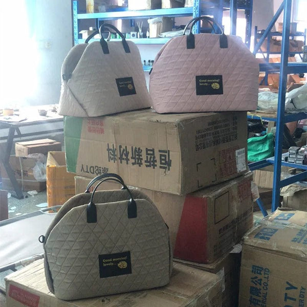 Planet Gates Dog Cats Car Seat Protector Bag Portable Soft fabric Dog cat Carrier Bags, for Dogs Cats Travel Warm Shoulder Bag Dog Supplies