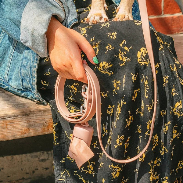 Planet Gates Dog Poop Bag Carrier Luxury Portable Dog Pet Waste Bag Dispenser Stylish Dog Garbage Holder Dispensers Pet Cleaning Supplies