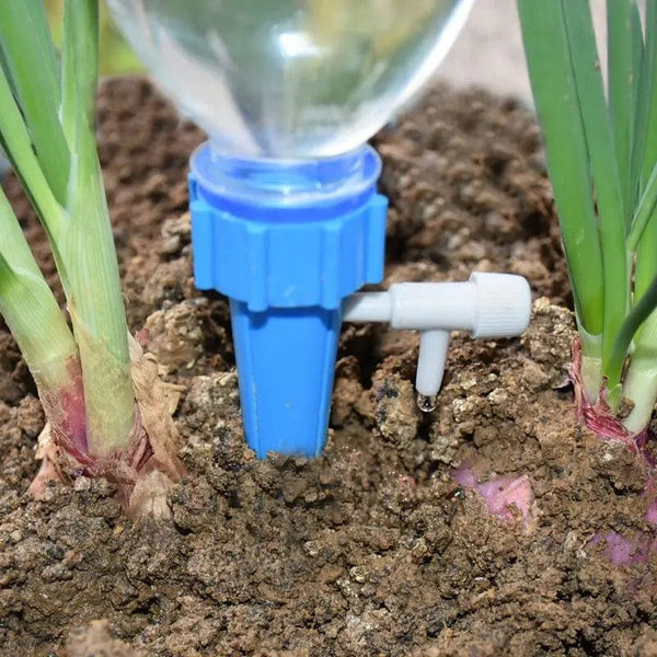 Planet Gates Drip Irrigation Automatic Plant Waterers System Adjustable drip water spikes taper plants pot watering for Coke bottles 1pcs