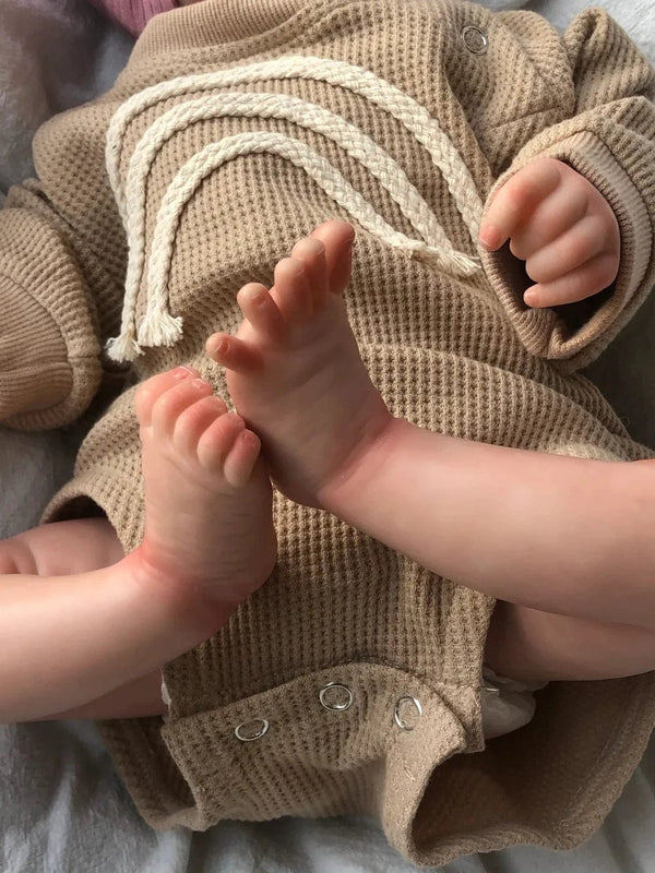 Planet Gates Finished Doll 46CM Already Finished Painted Reborn Doll Rosalie Newborn Sleeping Doll Soft Hand-Drawing Hair 3D Skin Tone Visible Veins