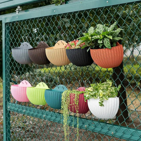 Planet Gates Flower Pot Exquisite Wall-mounted Plastic Wall Hanging Basket Flowerpot for Outdoor Garden Balcony Planter Bucket Home Decor New