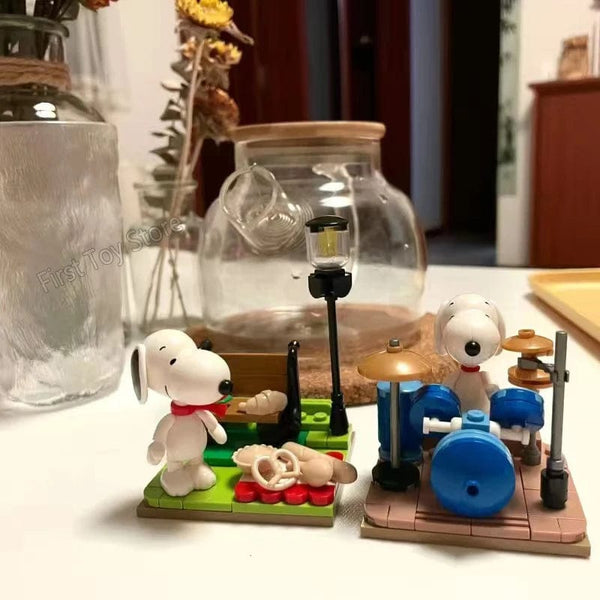 Planet Gates Genuine Peanuts Snoopy Building Blocks Anime Figure Models DIYTable Ornaments Anime Peripherals Toys Kawaii Dolls Toys For Gifts