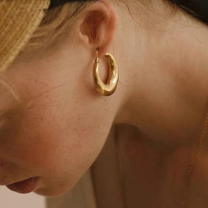 Planet Gates Gold Color ZAKOL Geometric U Chunky Hoop Earrings C- shape Jewelry for Women Girls Trendy Metal Texture 18 K Golden Ear Studs Accessories