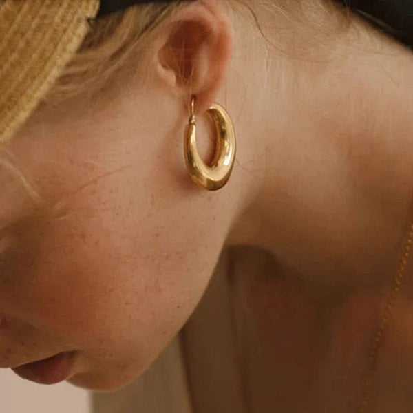 Planet Gates Gold Color ZAKOL Geometric U Chunky Hoop Earrings C- shape Jewelry for Women Girls Trendy Metal Texture 18 K Golden Ear Studs Accessories