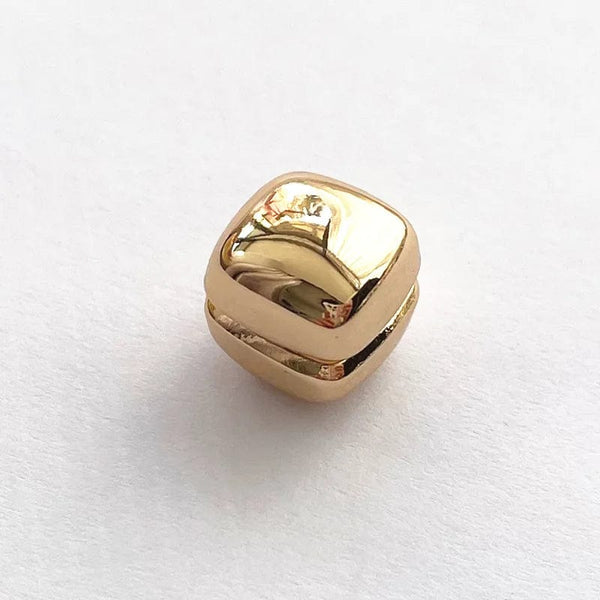 Planet Gates Golden / CHINA Premium 1 Pair Triangle Strong Magnet Hijabs Clip Accessories Muslim Women's Safety No Hole Fixed Turban Scarf Pins Brooches