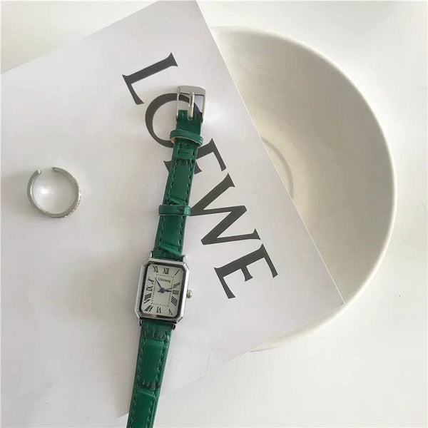 Planet Gates green Retro Watches Classic Casual Quartz Dial Leather Strap Band Rectangle Clock Fashionable Wrist Watches for Women Wrist Watch