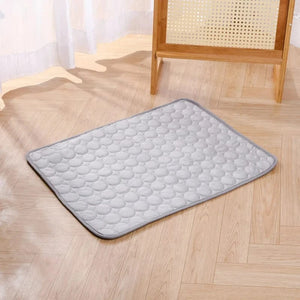 Planet Gates grey / 62x50cm Summer Cooling Pet Mat Gel Ice Pad for Dogs Cats Breathable Soft Kennel Bed Non-Slip Hot Weather Cool Pad Pet Supplies