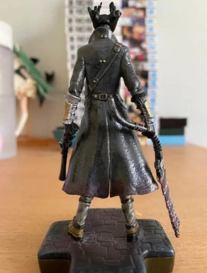 Planet Gates Hunter / no box The Hunter Bloodborne Figure Anime The Old Hunters Blood Hunter Game Action Figure PVC Decoration Model Toy Doll Birthday Gifts