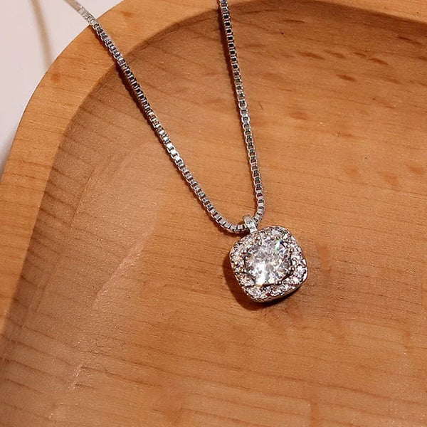 Planet Gates Korean Fashion Necklace for Women Heart Shaped Zircon Necklace Pendant Temperament Clavicle Chain Birthday Party Jewelry Gift