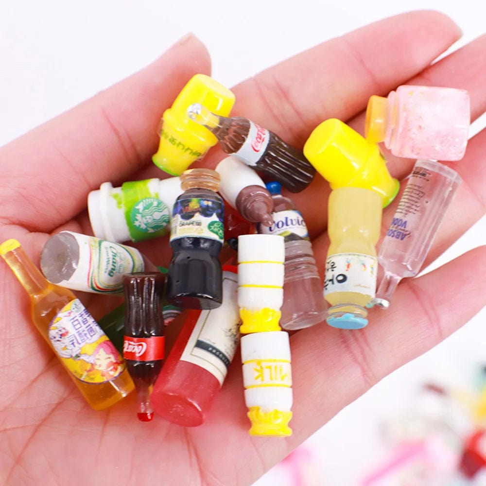Planet Gates Mini Food Drinks Barbies Accessories Miniature items Fit For 1:12 Doll House Kitchen Ornaments Dolls Party Drink Baby Toys Gifts