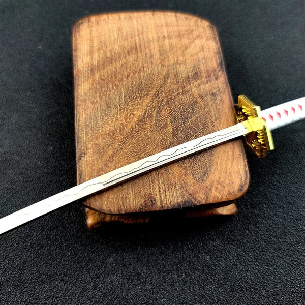 Planet Gates Mini Roronoa Zoro Samurai Sword Keychain Anime Scabbard Key Ring Katana Buckle Key Chain for men women Cosplay Toy Jewelry Gift