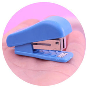Planet Gates Mini Stapler Kit Portable Stapler Kawaii Office Supplies Accessories for Kids Students Built-in Staple Pins Remover