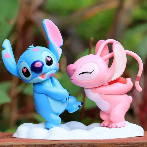 Planet Gates Model Disney Stitch Lovers Model Doll Angel Kissing Stitch Statue Desktop Display Figurines Ornaments Valentine's Day girlfriend Gifts
