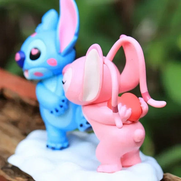 Planet Gates Model Disney Stitch Lovers Model Doll Angel Kissing Stitch Statue Desktop Display Figurines Ornaments Valentine's Day girlfriend Gifts