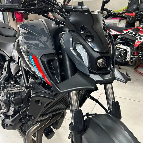 Planet Gates Motorcycle Accessories Black Naked Front Downforce Spoiler Winglet Aerodynamic Wing Kit Spoiler For YAMAHA MT 07 2021 2022 2023
