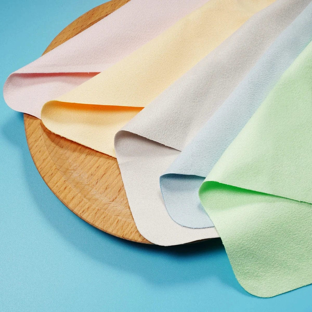 Planet Gates 5PCS Eyeglass Cleaning Cloth Microfiber adaptable for Screens, Lenses Nylon or Polaroid Glasses 15*18cm random color