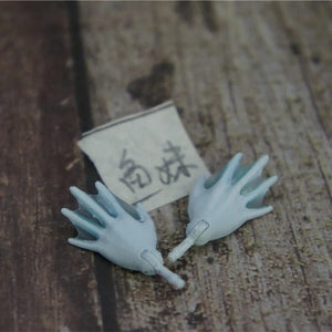 Planet Gates New Original Replacement Doll Hands Monstering High Doll Toy Parts Black Gray Yellow Blue Fishman Doll Hands DIY Toy Accessories