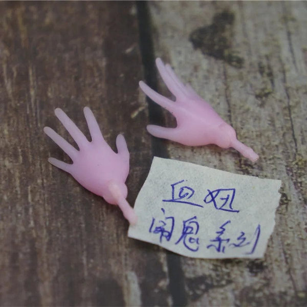 Planet Gates New Original Replacement Doll Hands Monstering High Doll Toy Parts Black Gray Yellow Blue Fishman Doll Hands DIY Toy Accessories