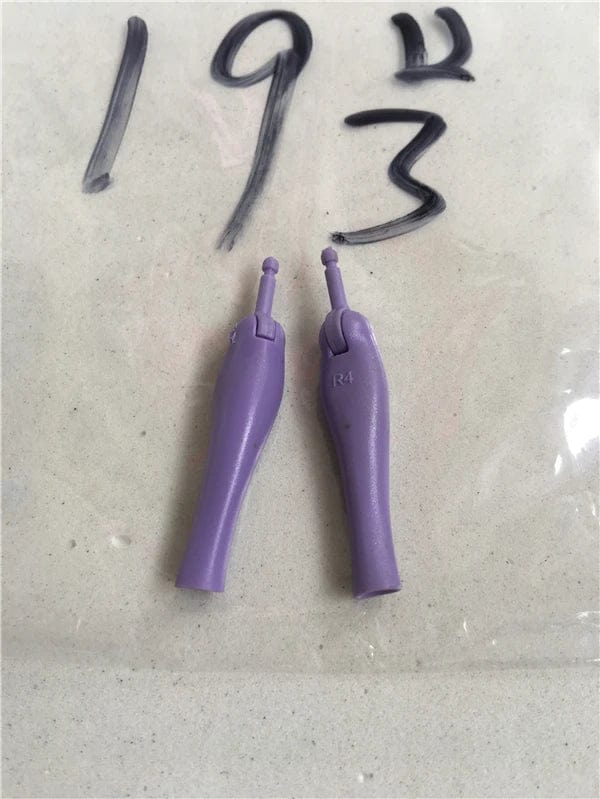 Planet Gates New Original Replacement Doll Hands Monstering High Doll Toy Parts Black Gray Yellow Blue Fishman Doll Hands DIY Toy Accessories