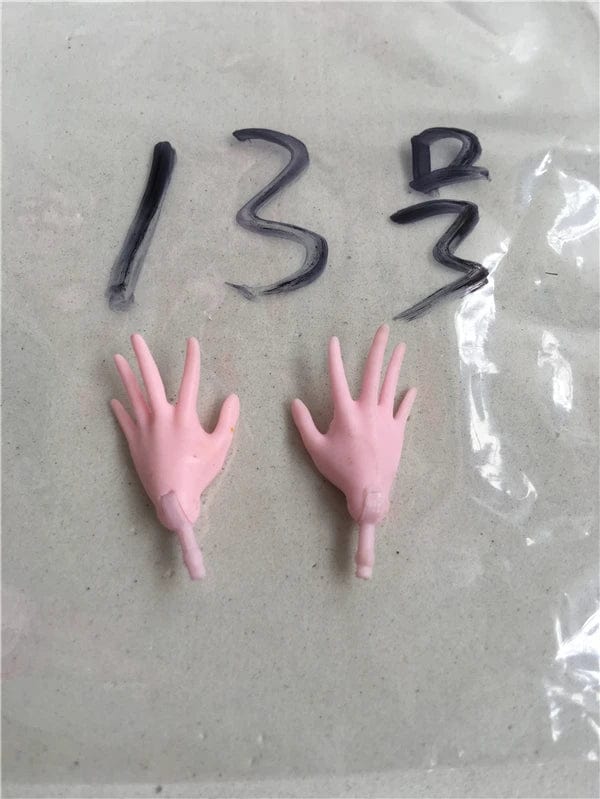 Planet Gates New Original Replacement Doll Hands Monstering High Doll Toy Parts Black Gray Yellow Blue Fishman Doll Hands DIY Toy Accessories
