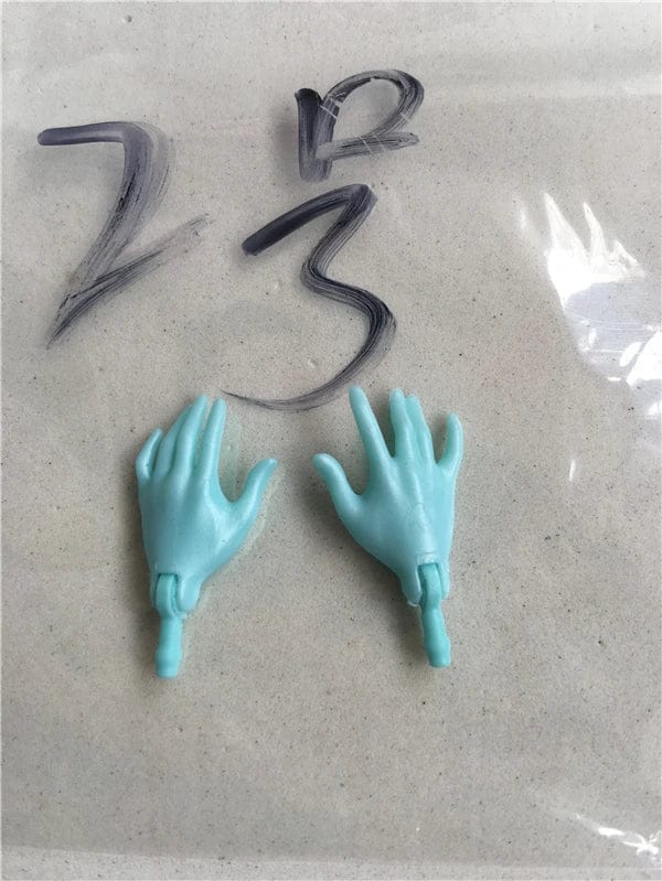 Planet Gates New Original Replacement Doll Hands Monstering High Doll Toy Parts Black Gray Yellow Blue Fishman Doll Hands DIY Toy Accessories