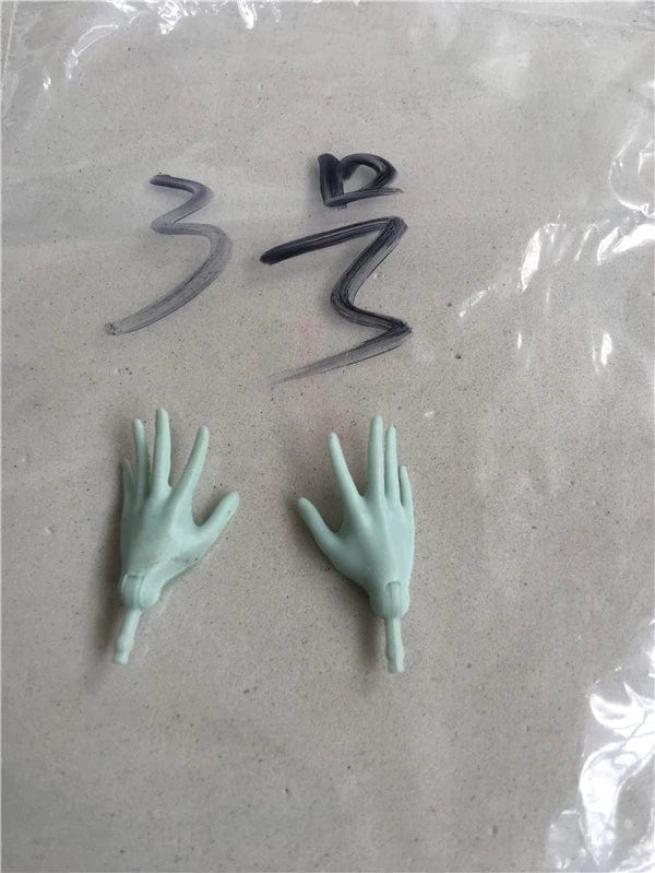 Planet Gates New Original Replacement Doll Hands Monstering High Doll Toy Parts Black Gray Yellow Blue Fishman Doll Hands DIY Toy Accessories