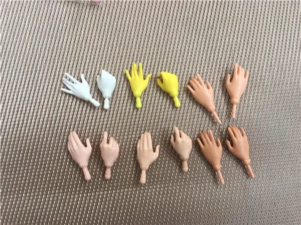 Planet Gates New Original Replacement Doll Hands Monstering High Doll Toy Parts Black Gray Yellow Blue Fishman Doll Hands DIY Toy Accessories