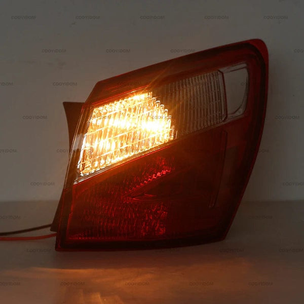 Planet Gates Outside-Left / CN For Nissan Qashqai 2010 2011 2012 2013 2014 EU Version Tail Light Rear Brake Light Turn Signal Light Fog Lamp Tail lamp Assembly