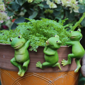 Planet Gates Polychrome 3pcs/Set Cute Frog Figurines: Add Fun & Whimsy to Your Patio, Lawn, or House with These Hanging Animal Statues!