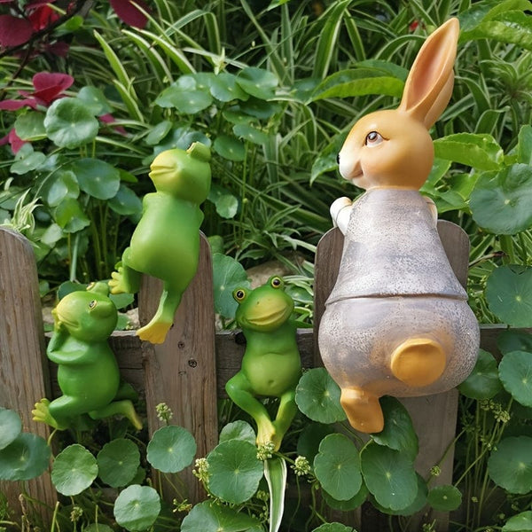 Planet Gates Polychrome 3pcs/Set Cute Frog Figurines: Add Fun & Whimsy to Your Patio, Lawn, or House with These Hanging Animal Statues!