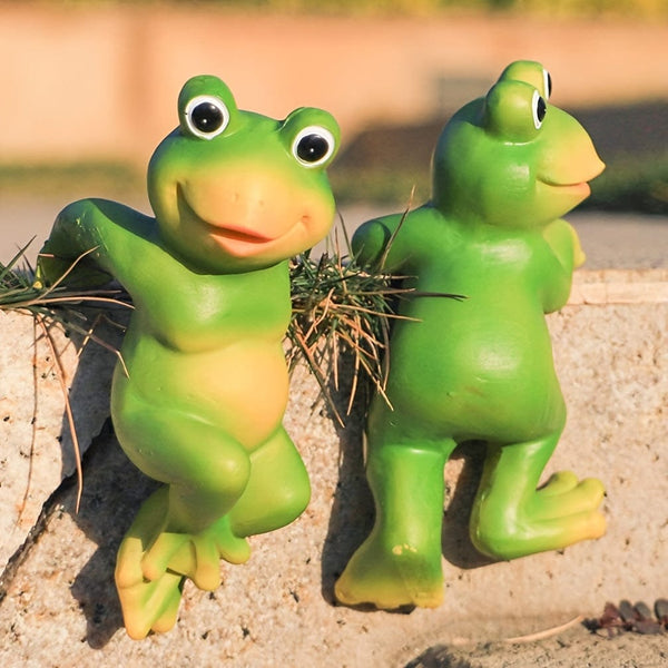 Planet Gates Polychrome 3pcs/Set Cute Frog Figurines: Add Fun & Whimsy to Your Patio, Lawn, or House with These Hanging Animal Statues!