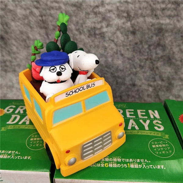 Planet Gates Random 1 Pcs no box Snoopy Green Days Anime Figure Models Green Potted Plant Table Ornaments Anime Peripherals Toys Kawaii Dolls Gifts for Childrens