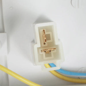 Planet Gates Rear Bumper Brake light For Toyota Daihatsu Terios Cami J10 1997~2005 Rear Fog Light bumper reflector Fog Lamp Warning Light