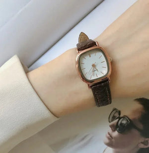 Planet Gates Rose brown white High Quality Ladies Casual Bracelet Watches Women's Simple Vintage Watches for Women Dial Wristwatch Leather Strap Wrist Watch