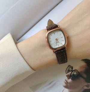 Planet Gates Rose brown white High Quality Ladies Casual Bracelet Watches Women's Simple Vintage Watches for Women Dial Wristwatch Leather Strap Wrist Watch