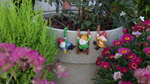 Planet Gates Set Of Three Dwarf Flowerpot Pendants 3pcs 3D Mini Gnomes Statue, Outdoor Fairy Garden Resin Crafts, Flower Pot Landscape Dwarf, Micro Landscape Pendant Ornaments, Mini Art Sculptures, Landscaping DIY Garden Sculptures, Flower Pot Oenament, Yard Lawn Home Decor