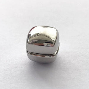 Planet Gates Silver / CHINA Premium 1 Pair Triangle Strong Magnet Hijabs Clip Accessories Muslim Women's Safety No Hole Fixed Turban Scarf Pins Brooches