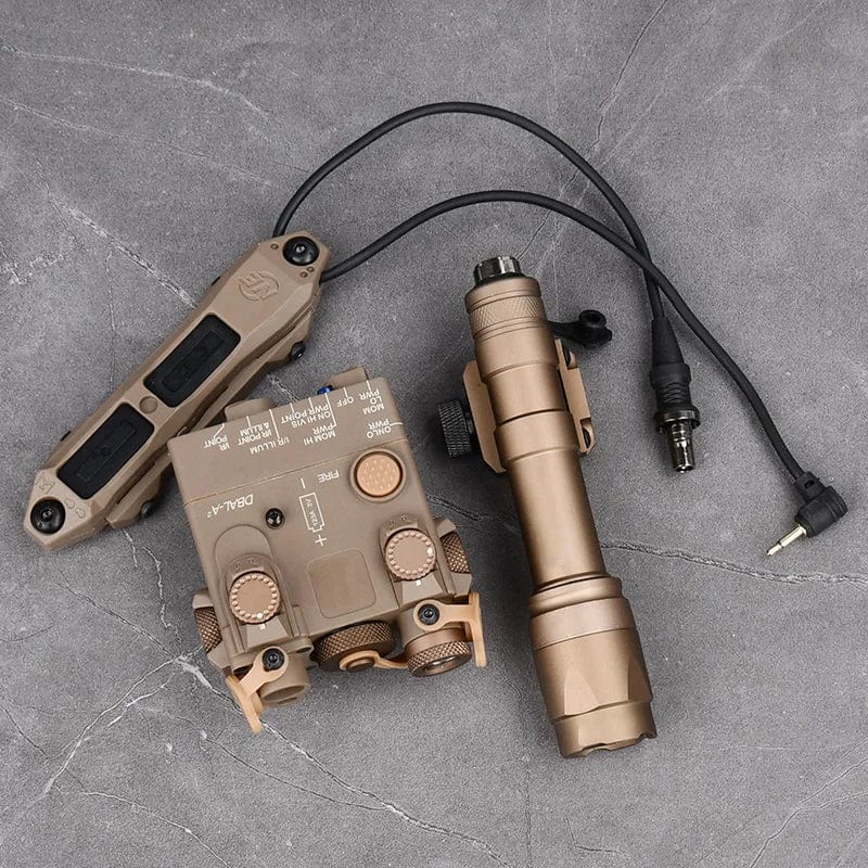 Planet Gates Tactical DBAL-A2 w wersji uproszczonej Surefir M300A M600C Zestaw latarki z czerwoną kropką Wskaźnik Airsoft Pasuje do szyny 20 mm Laser myśliwski