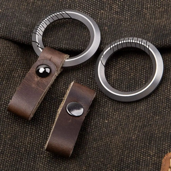 Planet Gates TC4 Titanium Alloy Key Rings Keychains Buckle Pendant Super Cowhide Man Car Keychain for Male Creativity Gift EDC Outdoor Tool