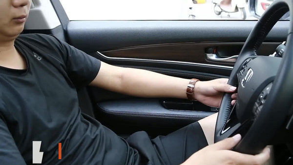 Planet Gates Upgrade Your Car's Interior with This Multifunctional Auto Retractable Storage Box & Armrest Pad!