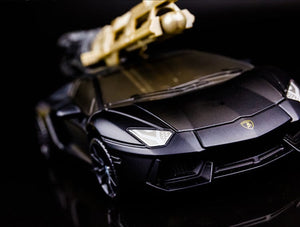 Planet Gates WHITE 18cm Alloy Transformation Toys Lockdown Action Figure model Lamborghini Car Deformation Robot toy